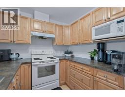 401, 174 N Railway Street - photo 6