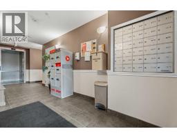 401, 174 N Railway Street - photo 22