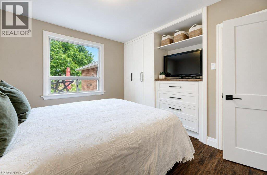 37 MARGARET Avenue N - 17