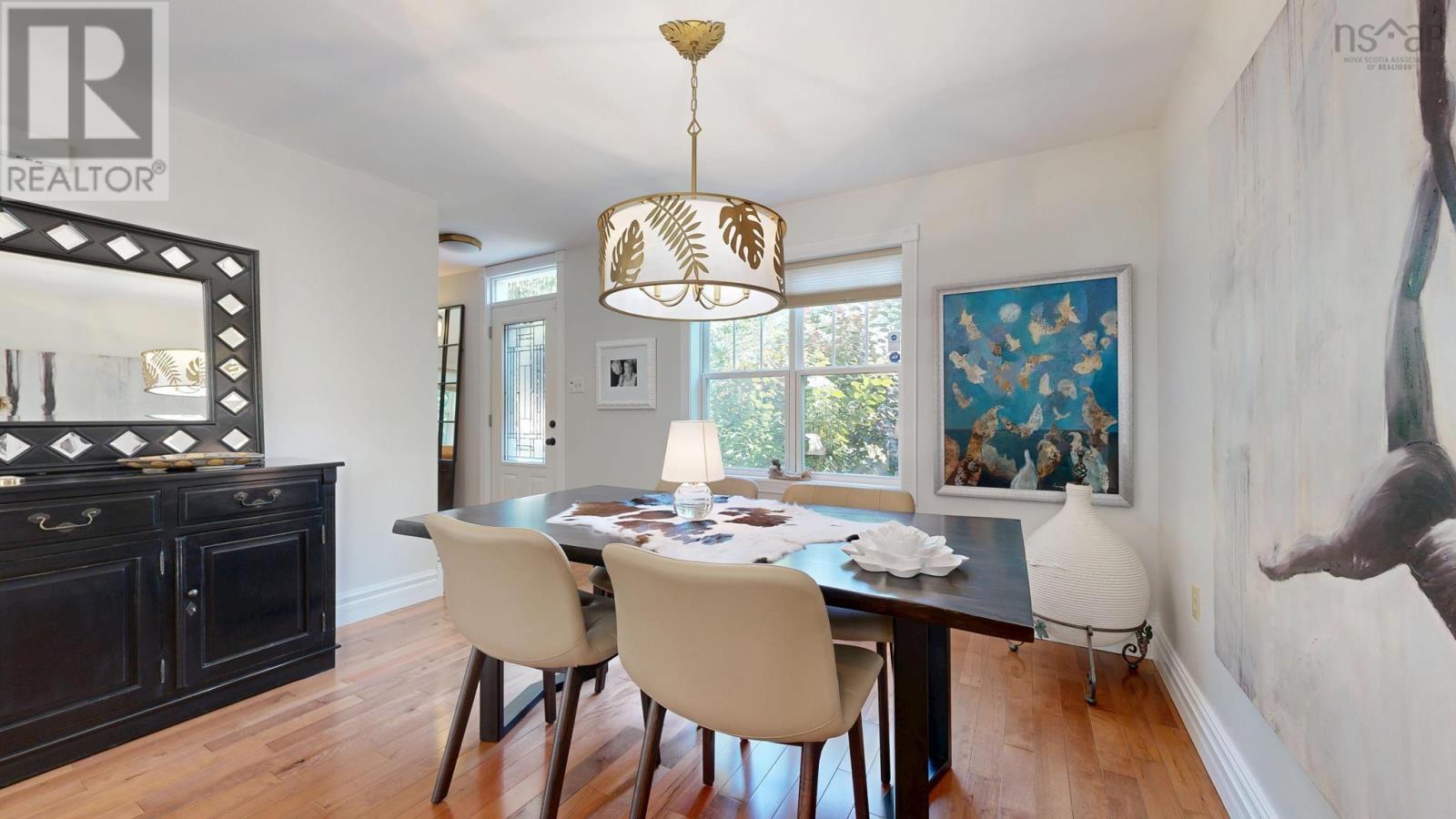 48 Pond Street - 6