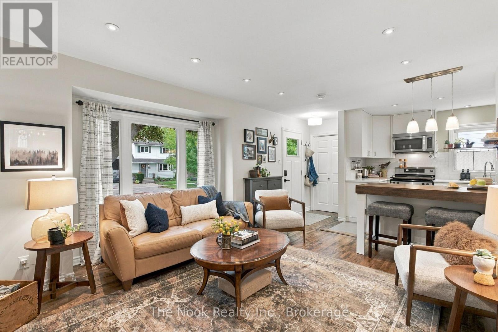 120 ADMIRAL ROAD - 13