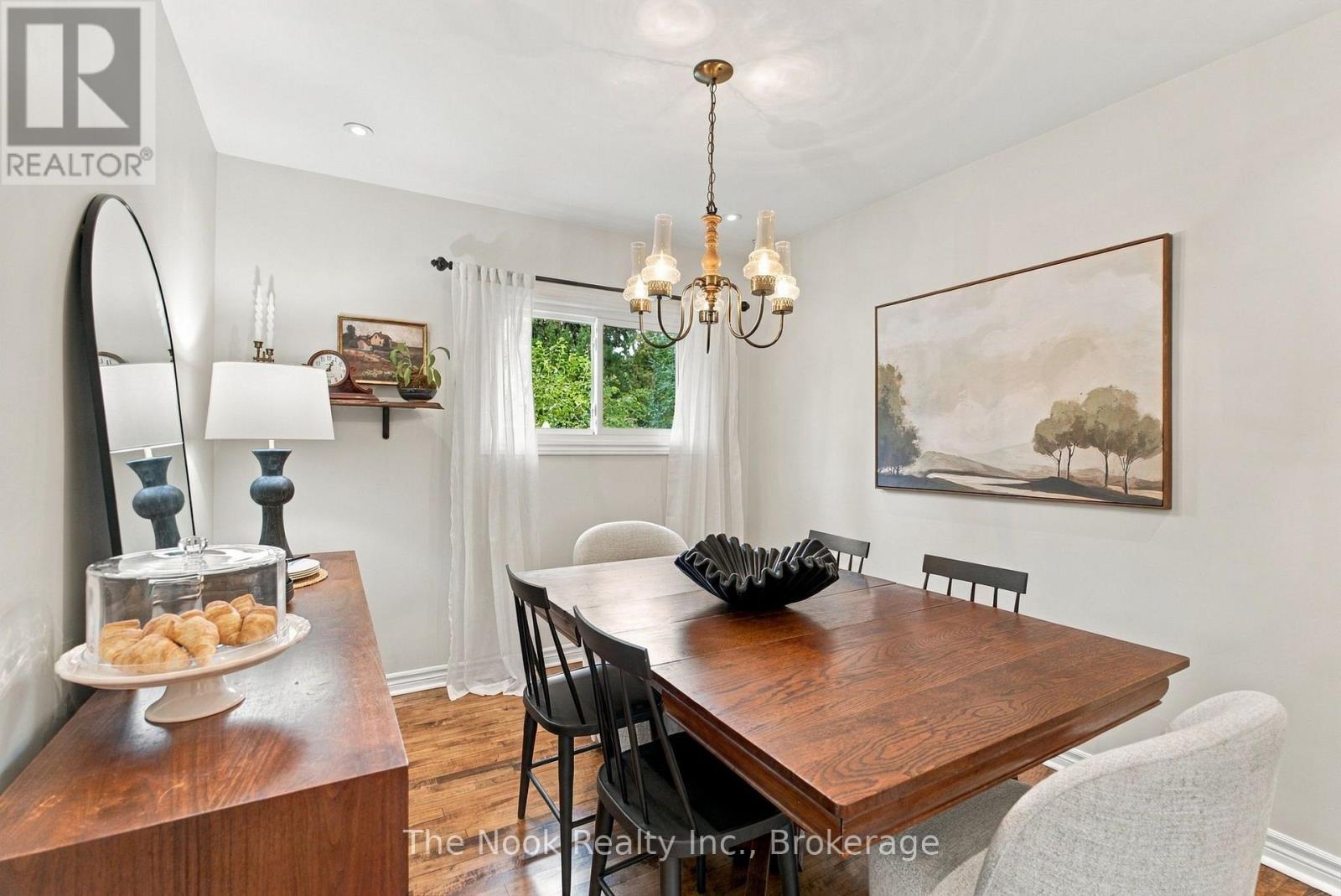 120 ADMIRAL ROAD - 18