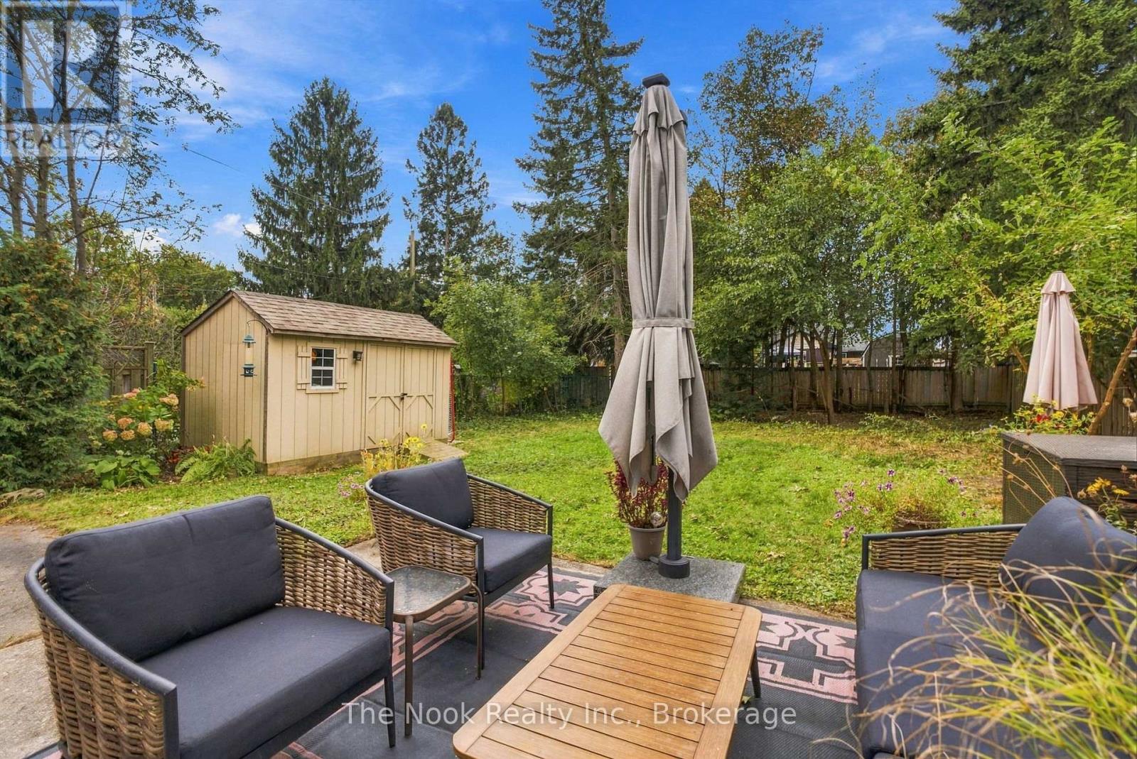 120 ADMIRAL ROAD - 44