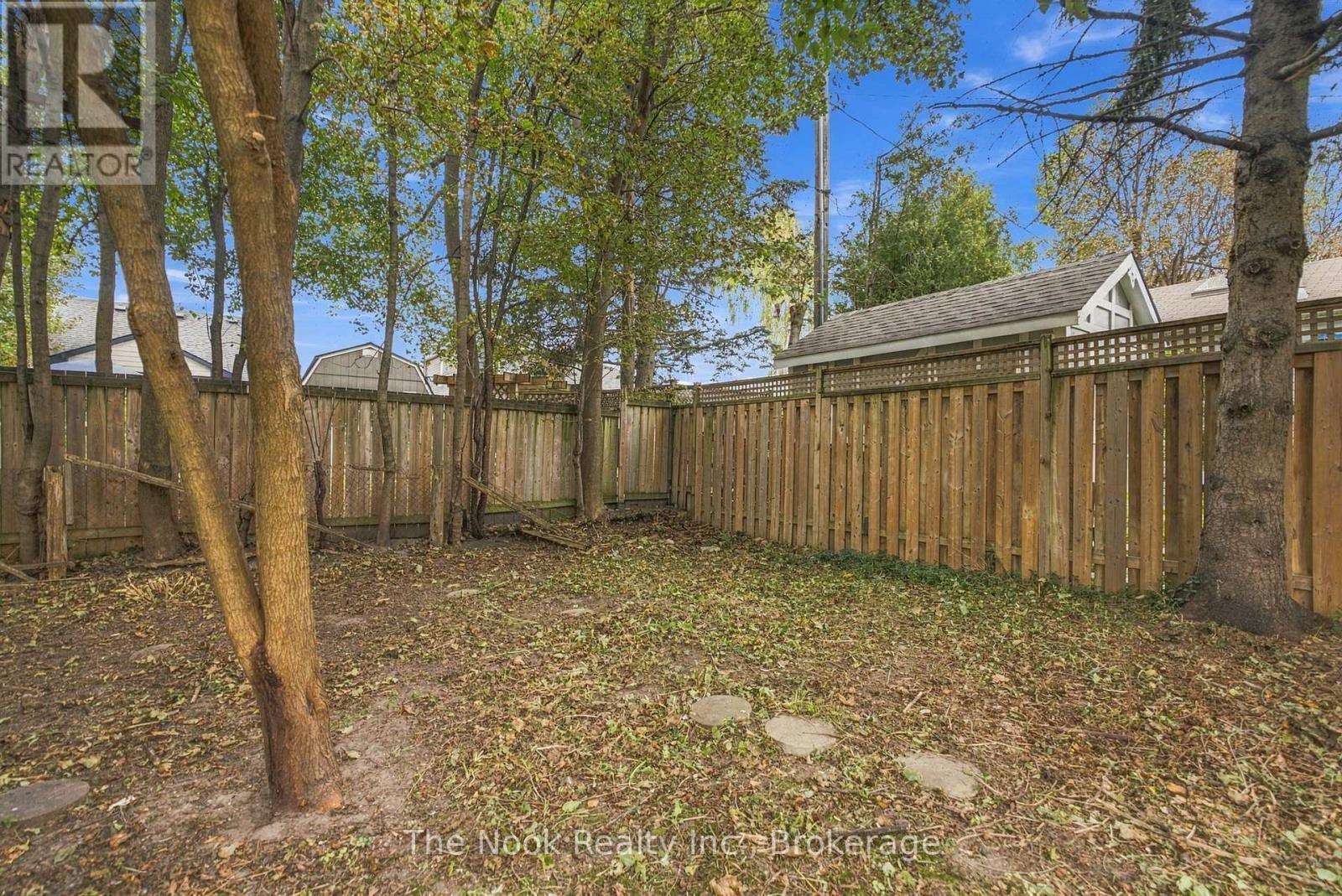 120 ADMIRAL ROAD - 45
