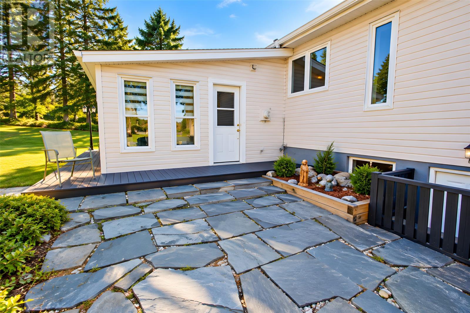 51 Old Petty Harbour Road - 22