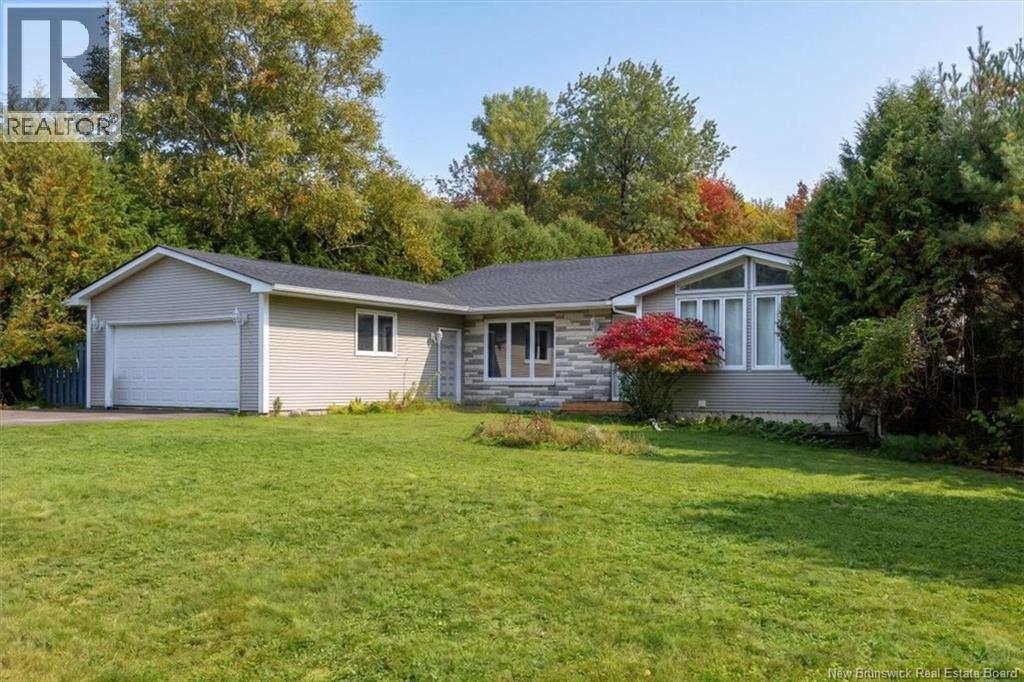 4 Hughes Crescent - 2