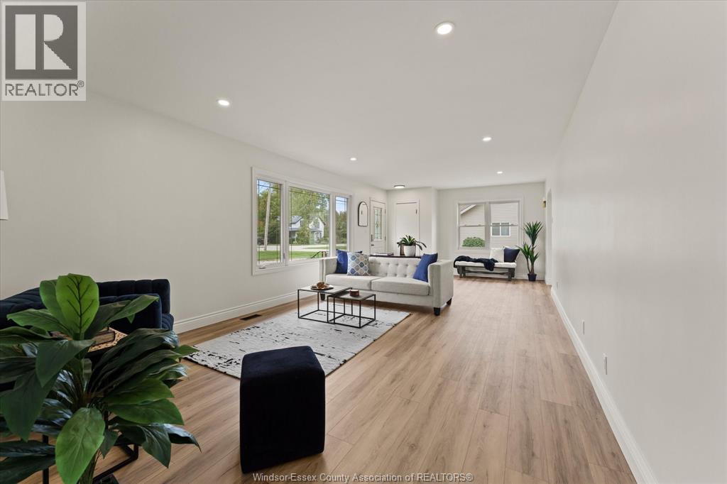 142 Centre STREET - 11