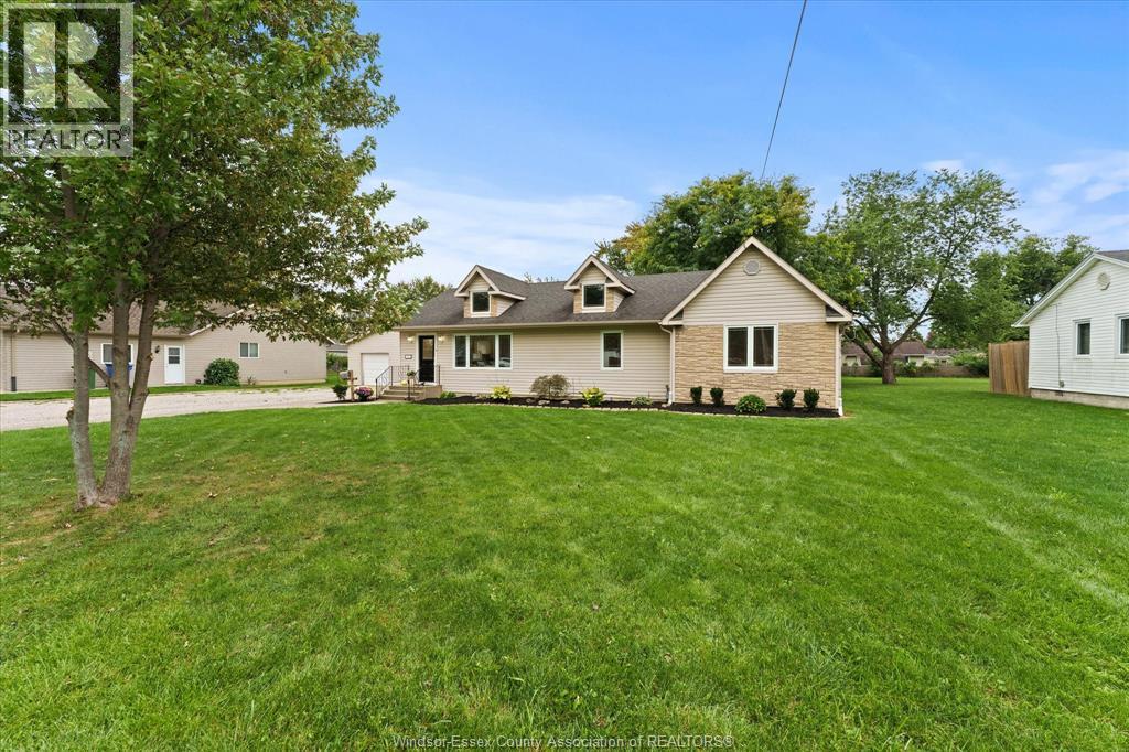 142 Centre Street, Essex, Ontario, N8M1P9, Essex, Ontario — photo 4 of 5