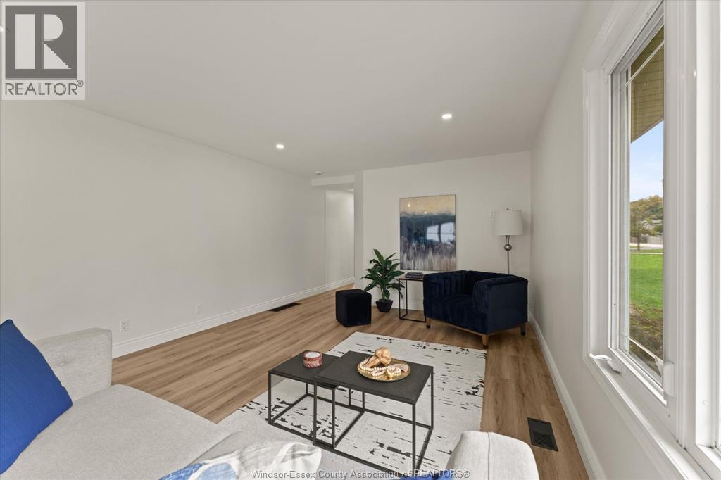 142 Centre STREET - 8