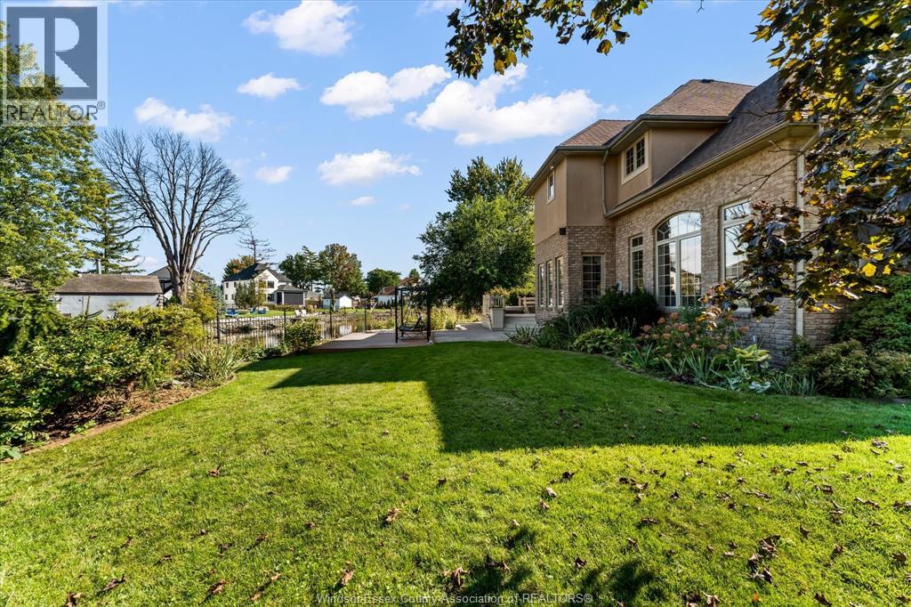 476 Mei Lin CRESCENT - 44