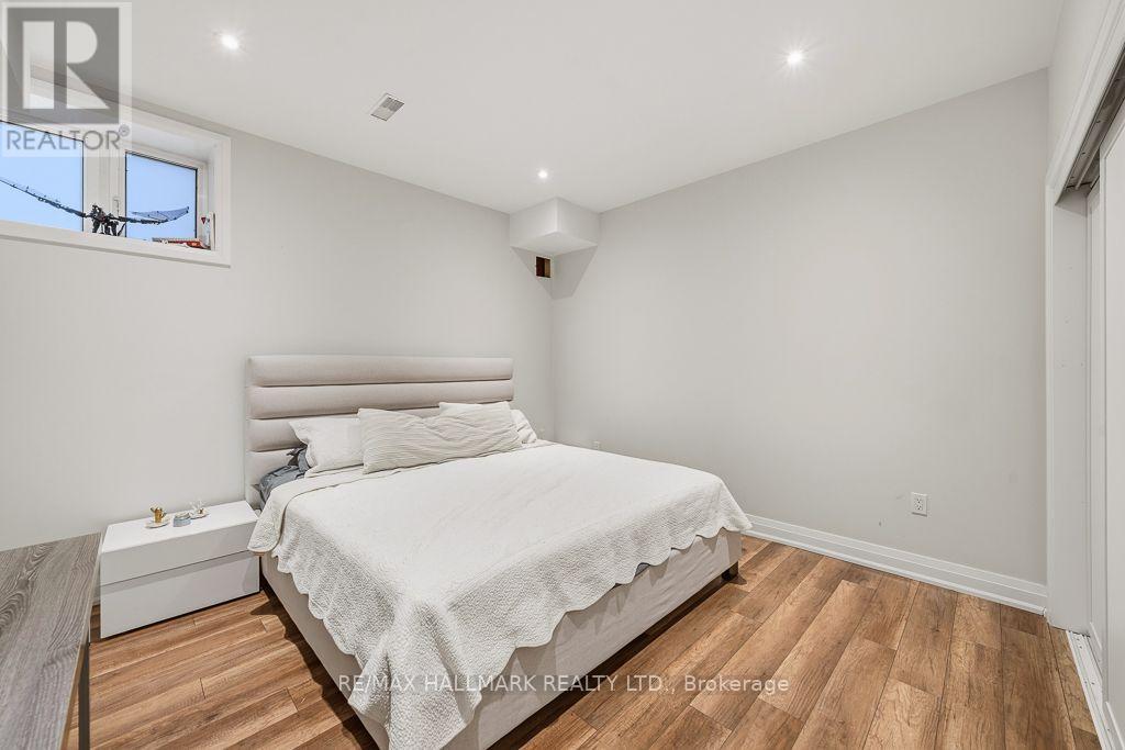 55 Marbrook Street, Richmond Hill, ON photo 44