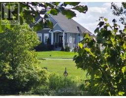 4 Brooklawn Drive, Lambton Shores, ON N0M1T0 Photo 8