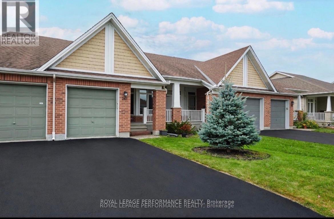 261 BULRUSH CRESCENT - 1
