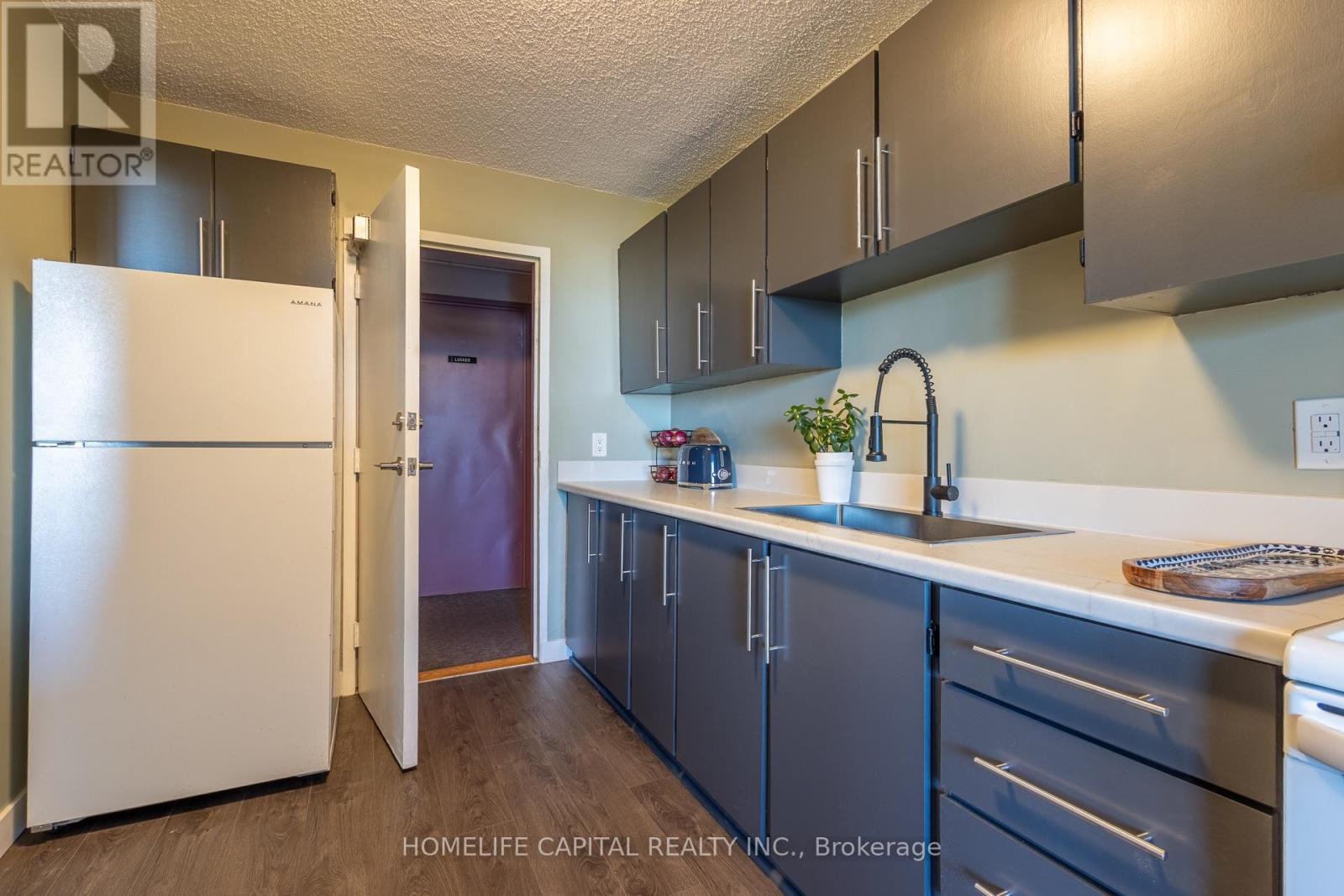 #408 665 BATHGATE DRIVE - 11