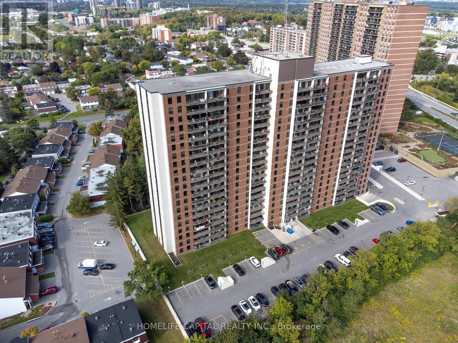 #408 665 BATHGATE DRIVE - 43