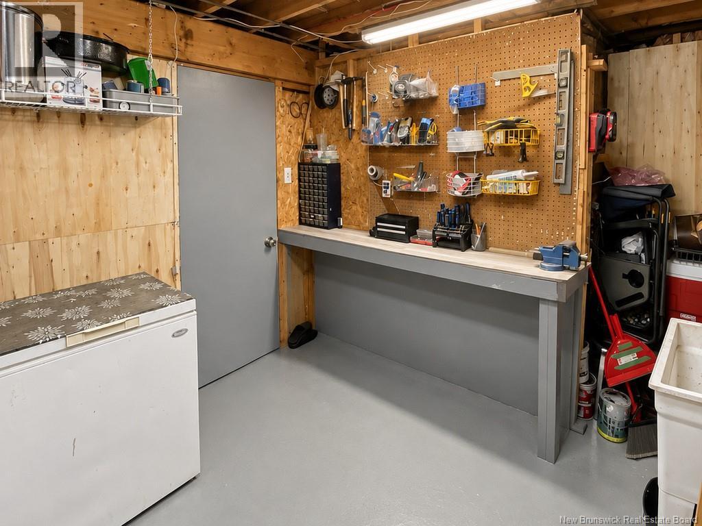 9 Magellan Drive - Image 48