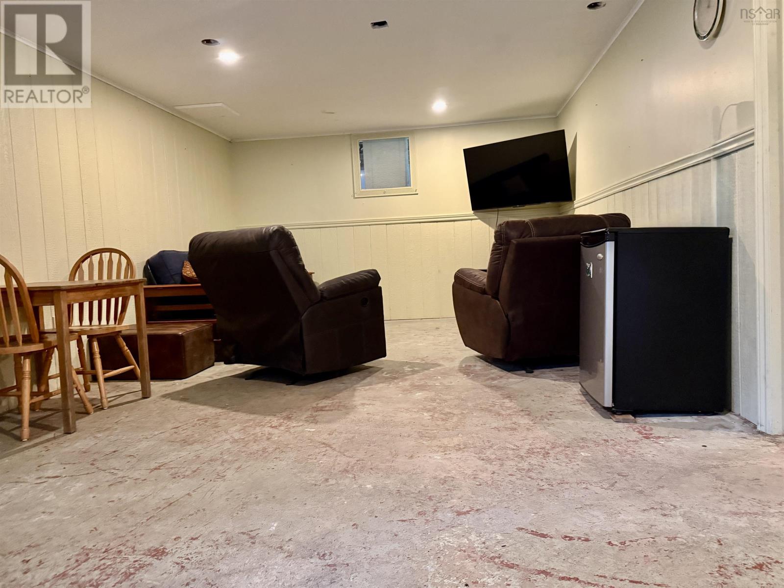 2050 Camperdown Road - Image 18
