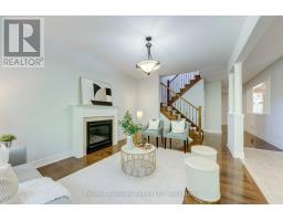 Family room - 2241 Adirondak Trail, Oakville, ON L6M4W4 Photo 11