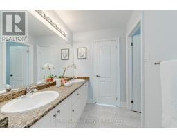 2241 Adirondak Trail, Oakville, ON L6M4W4 Photo 29