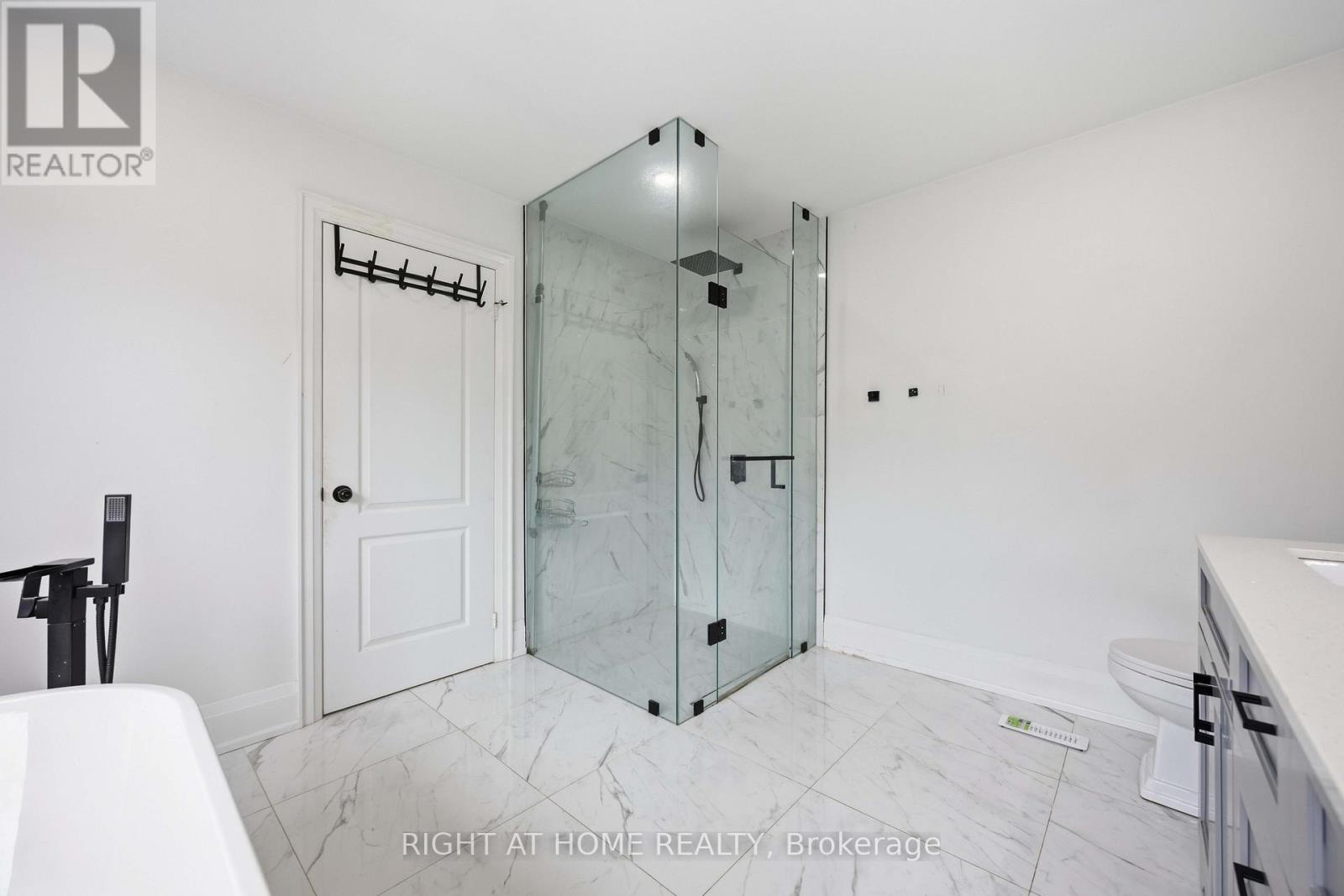 34 Dring Street — photo 21
