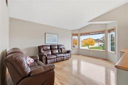 Utility room - 191 Kingfisher Crescent, Winnipeg, MB R3Y0B9 Photo 8