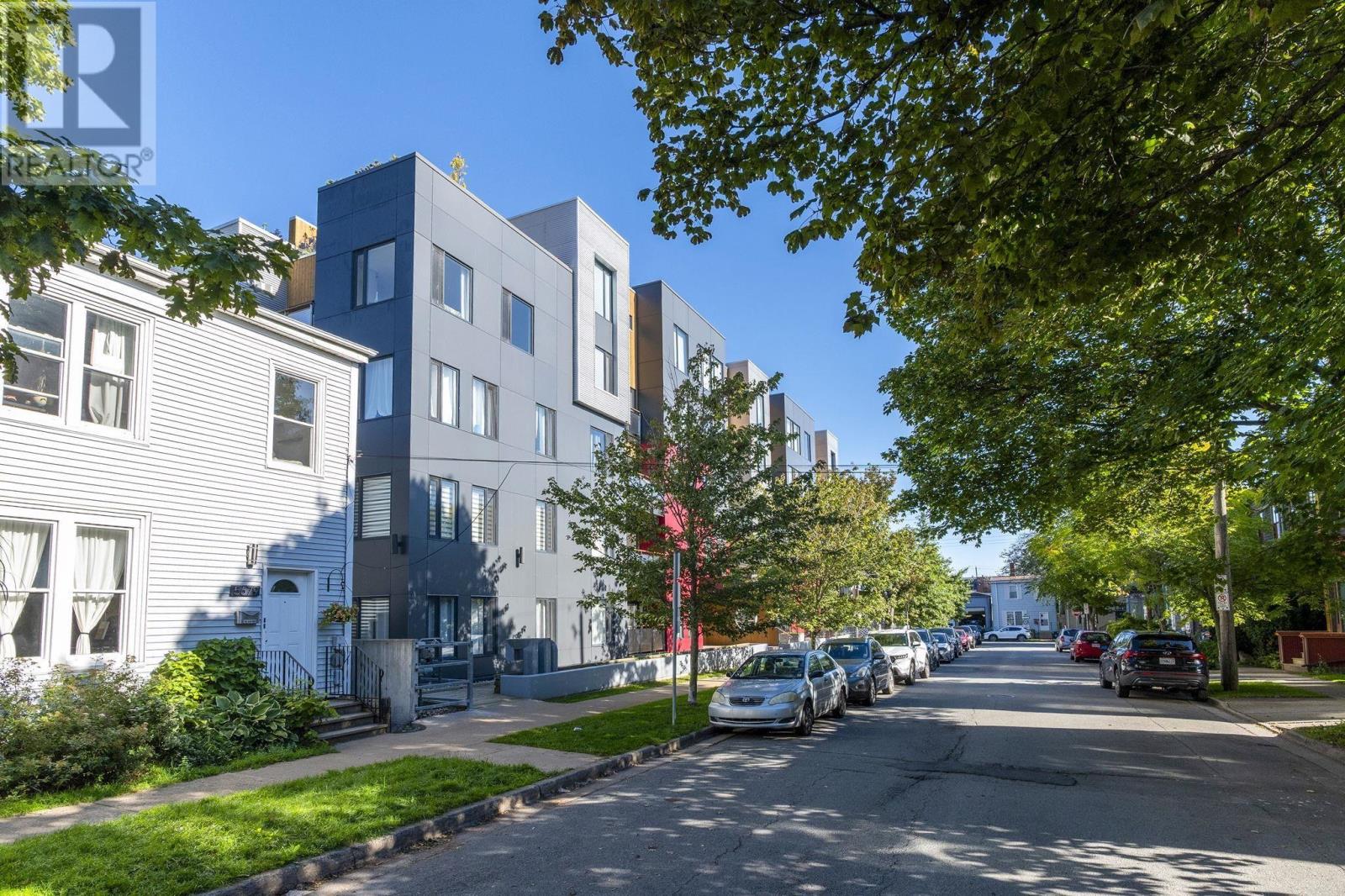 #310 5677 Harris Street - 26