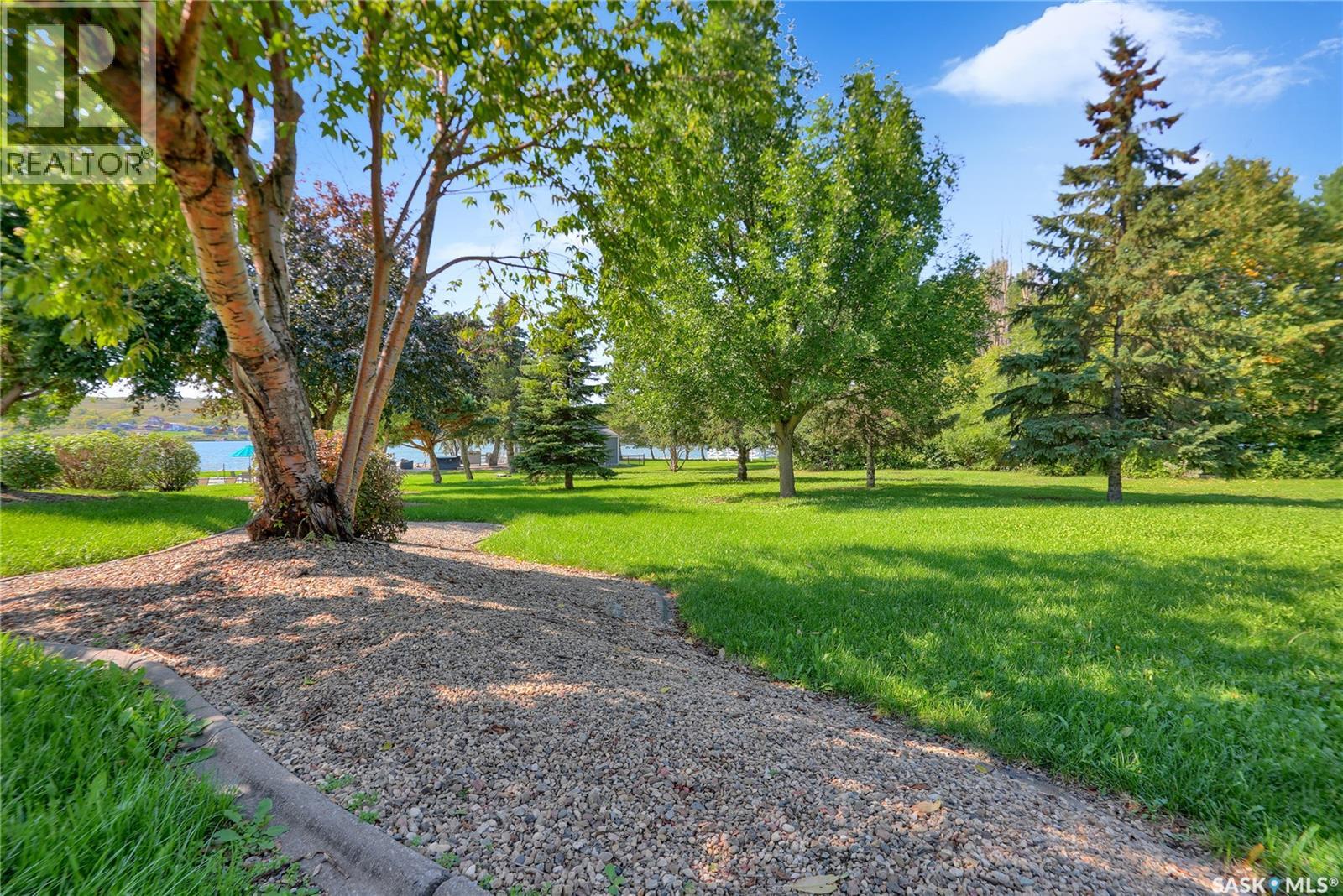 203 North Shore DRIVE - 54