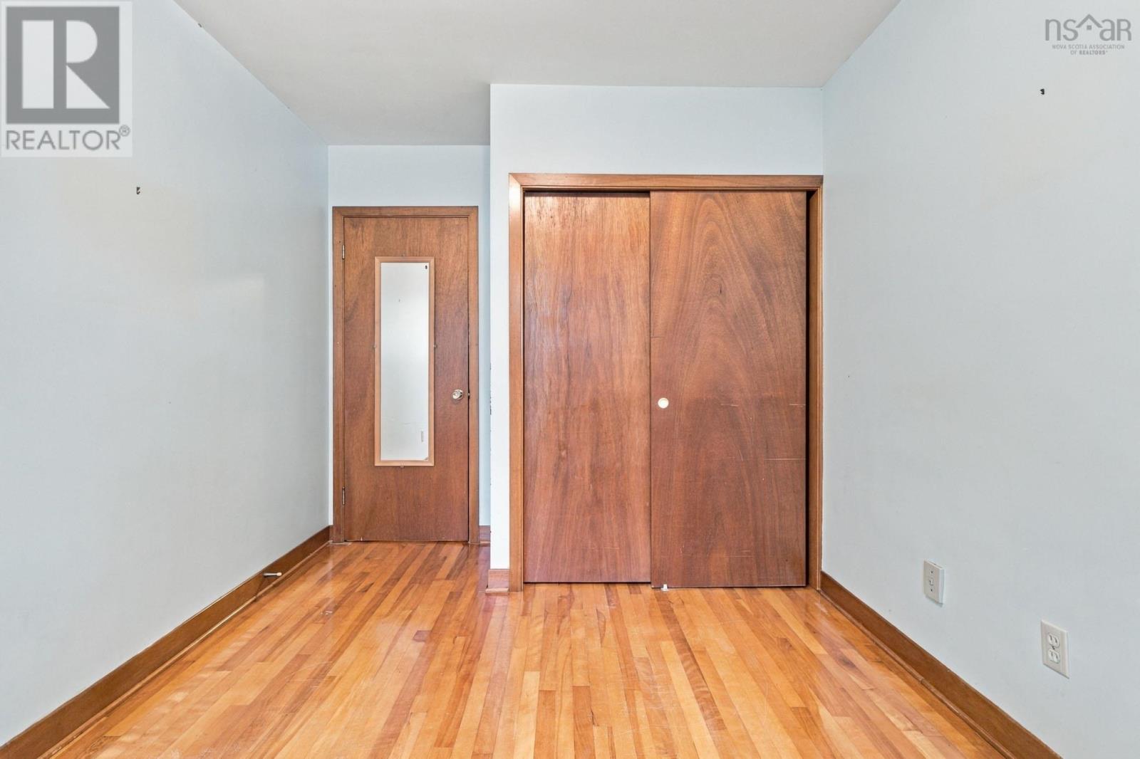 49 Tremont Drive - 19