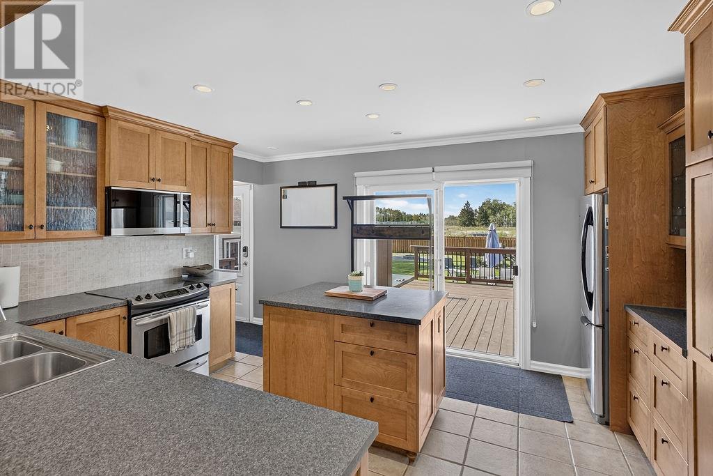 4241 Addy Crescent - Image 6