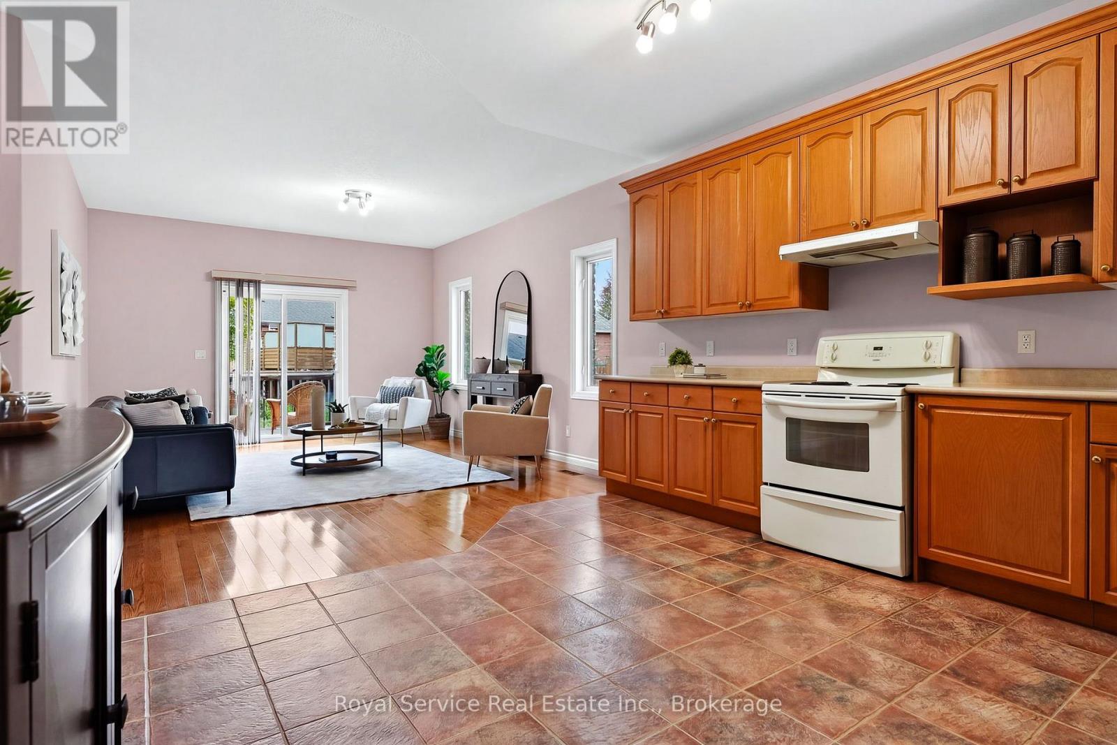 38 Finch Drive, Belleville, ON photo 18