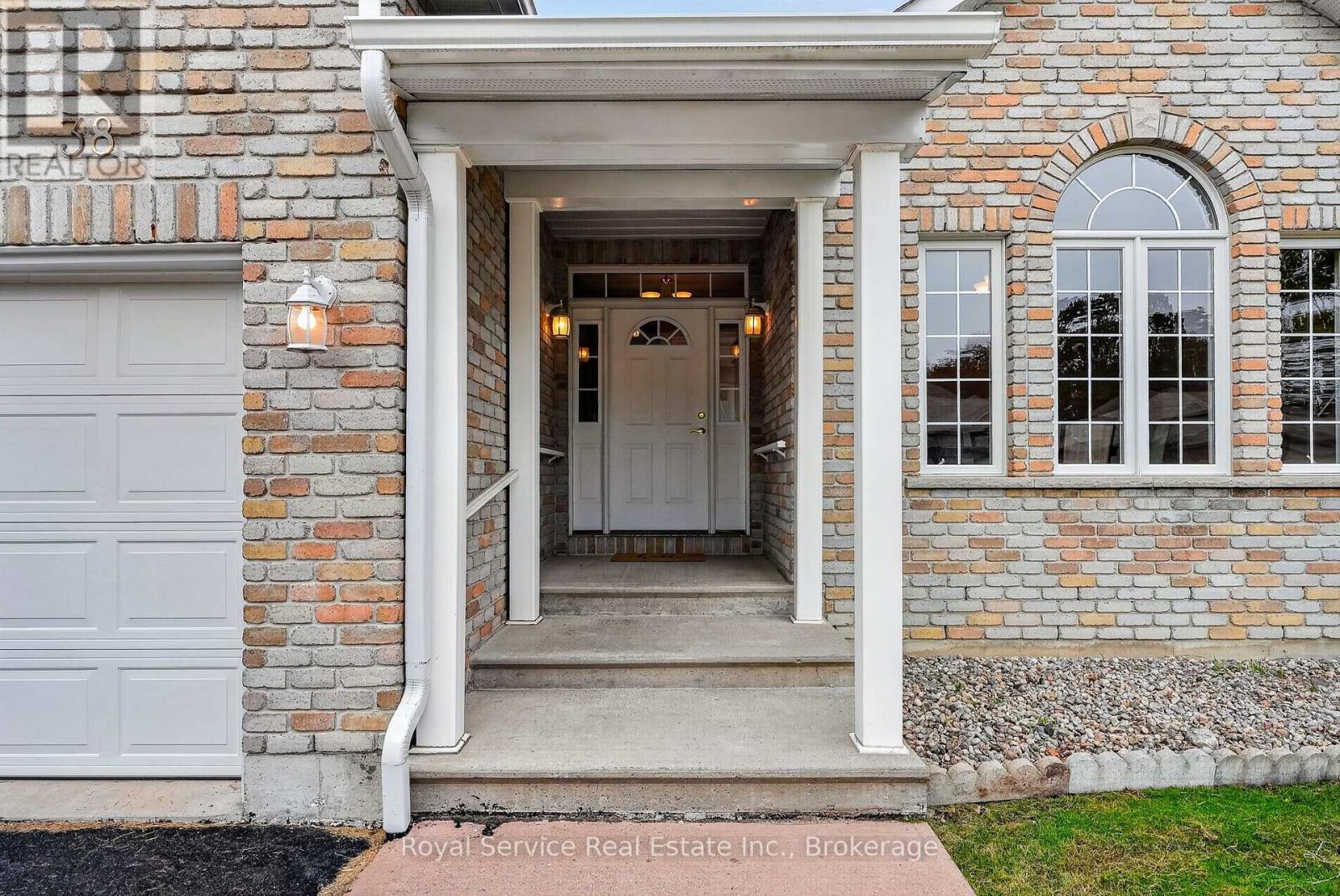 38 Finch Drive, Belleville, ON photo 40