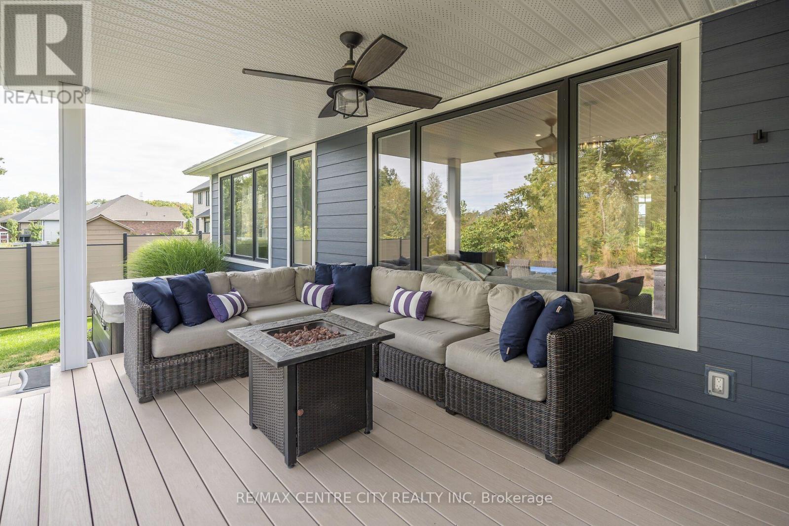 2181 LOCKWOOD CRESCENT - 12