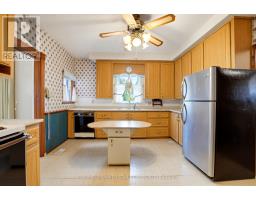 27 Fourth Avenue, St  Thomas, ON N5R4H1 Photo 18