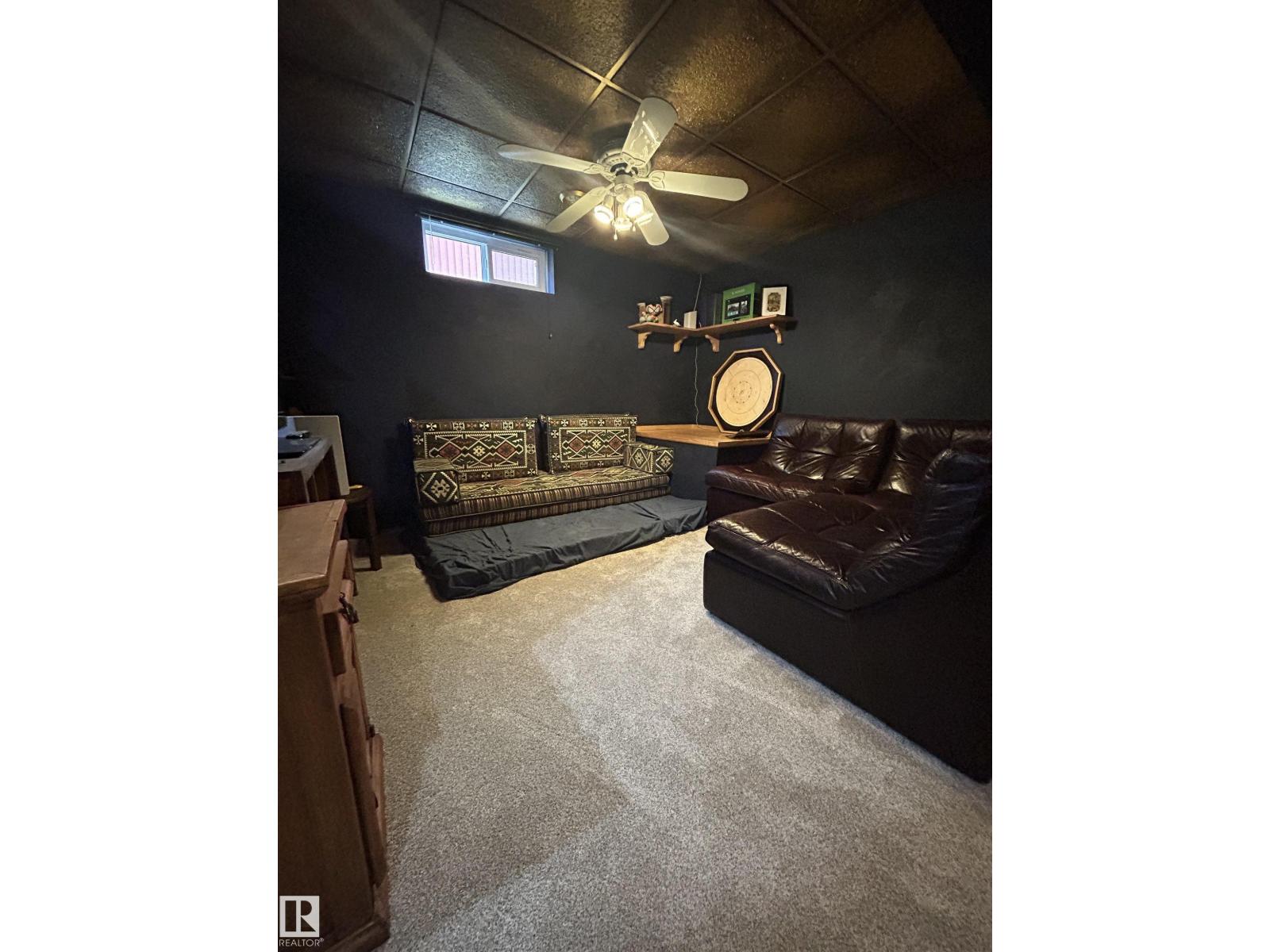10678 Beaumaris RD NW - 29