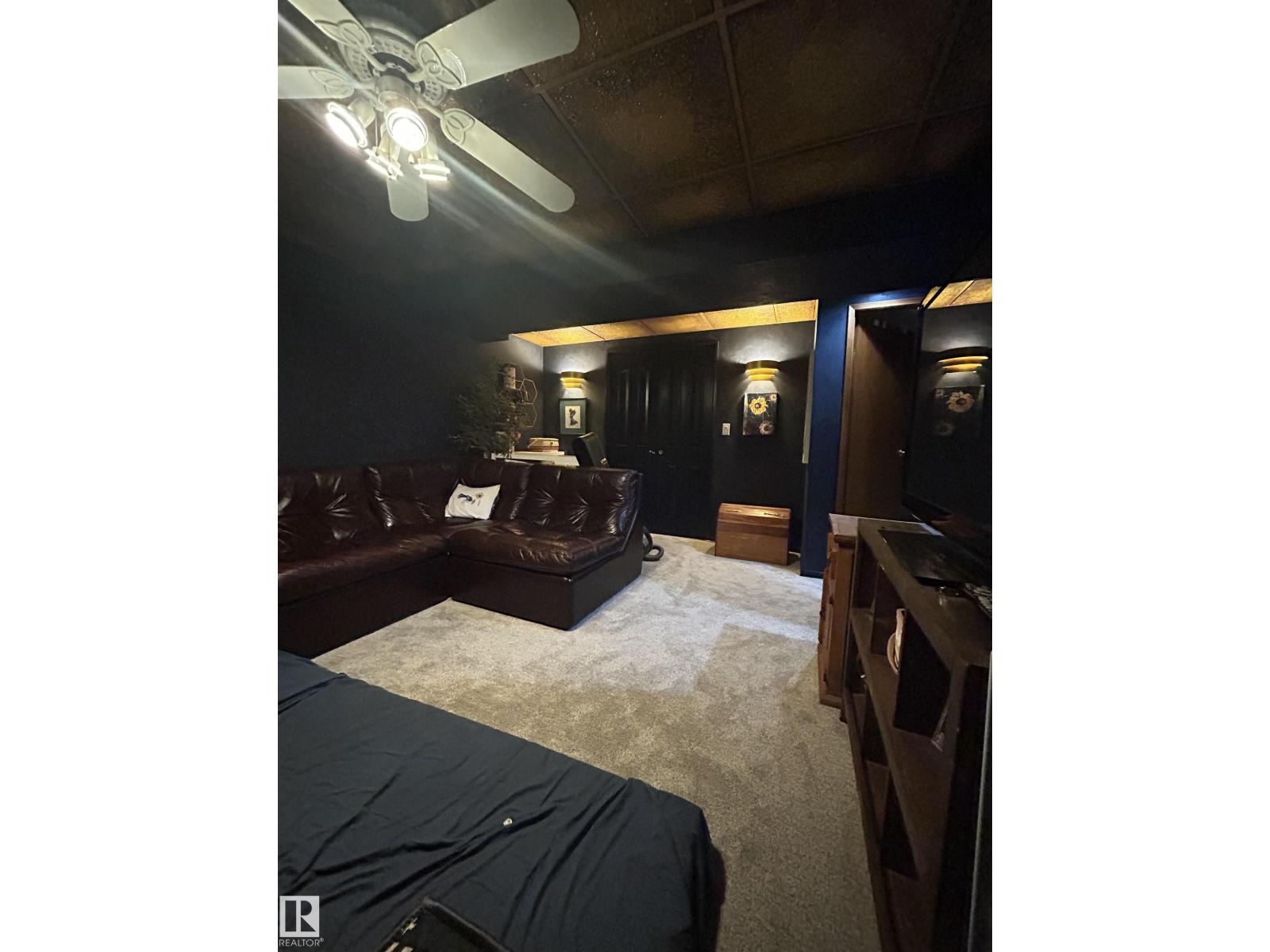 10678 Beaumaris RD NW - 53