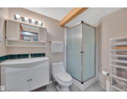 10678 Beaumaris Rd Nw, Edmonton, AB T5X3N4 Photo 38