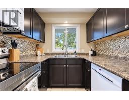 104 Weichel Street, Kitchener, ON N2M2A6 Photo 13