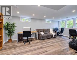 104 Weichel Street, Kitchener, ON N2M2A6 Photo 27