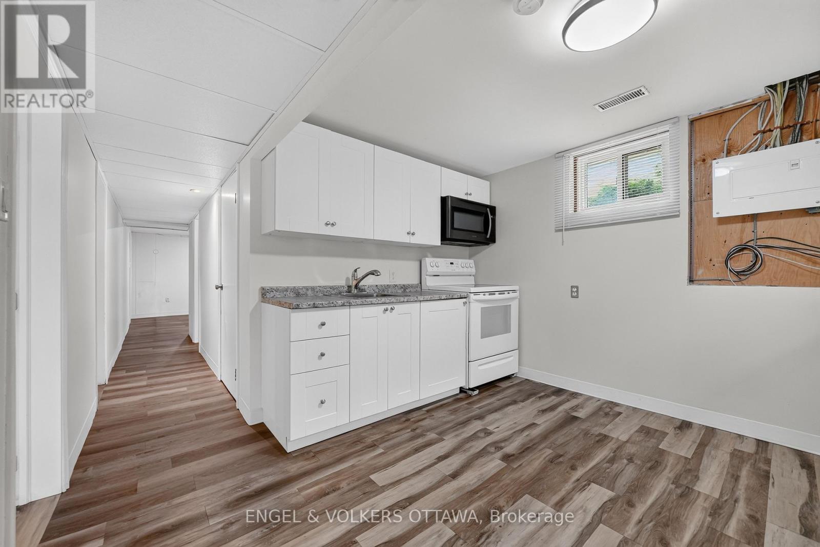1238 ST. PAUL AVENUE - Image 44
