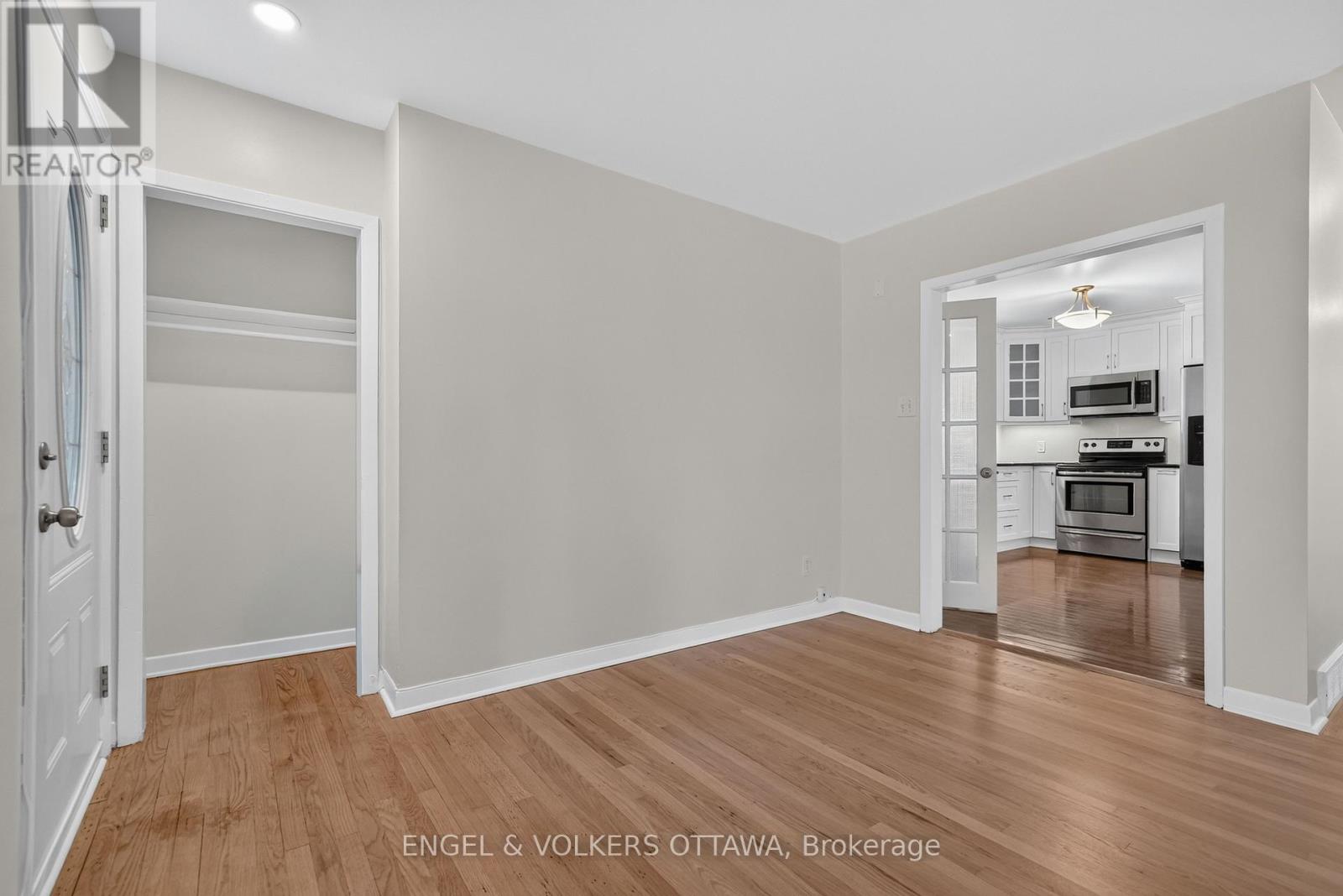 1238 ST. PAUL AVENUE - Image 6