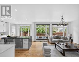 Family room - 520 Mazari Crescent, Ottawa, ON K2S0A1 Photo 8