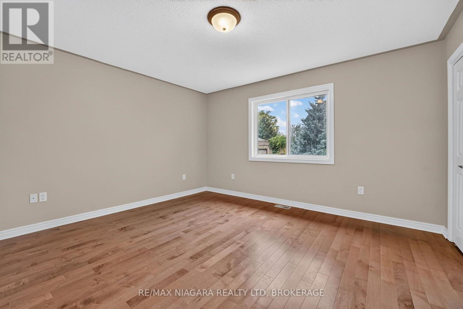 15 DAYS AVENUE - Image 19