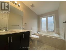 67 Antibes Drive, Toronto, ON M2R0A4 Photo 9