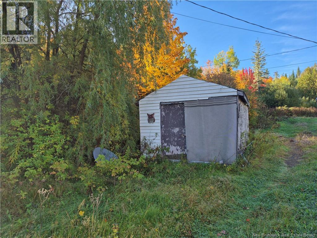 10 Second Avenue - Image 3