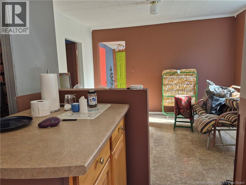 10 Second Avenue - Image 5