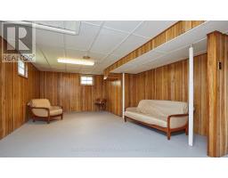 212 Hallett Avenue, Whitby, ON L1N5K8 Photo 16