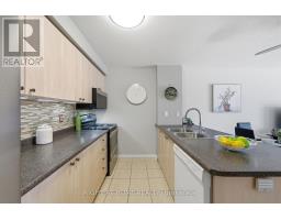 102 - 91 Aspen Springs Drive, Clarington, ON L1C5J9 Photo 10