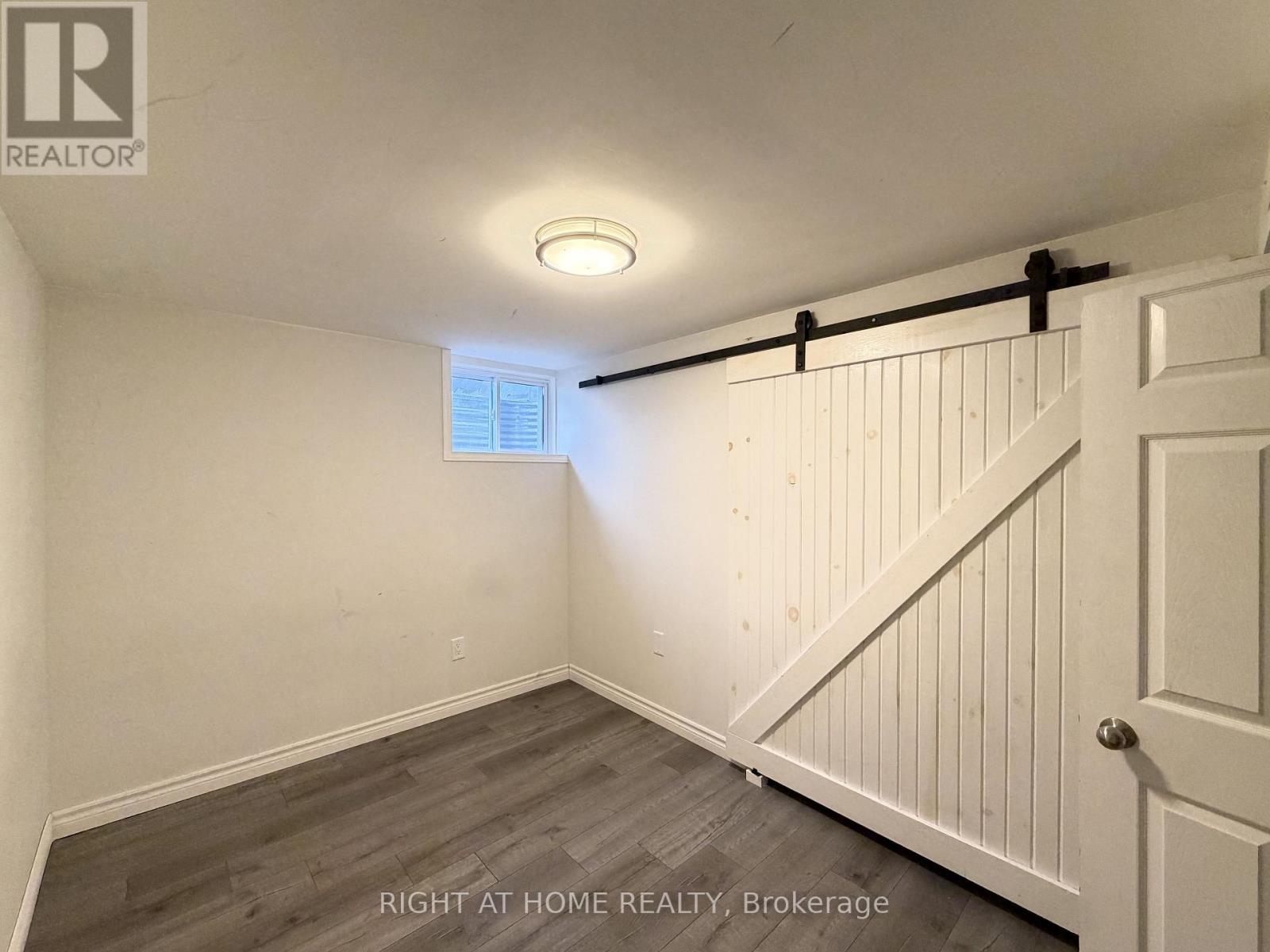 Lower- 214 Greenwood Avenue, Oshawa, ON photo 19