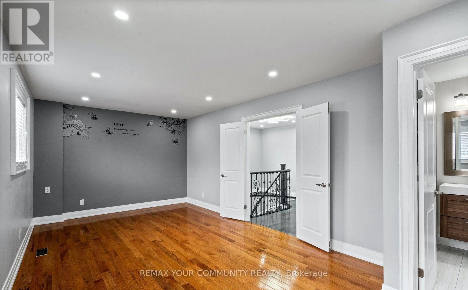 700 Stonepath Circle, Pickering, ON photo 16