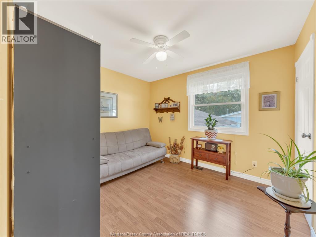 214 PRINCE ALBERT STREET North - 16